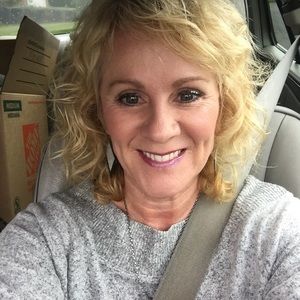 Meet your Posher, Wendy